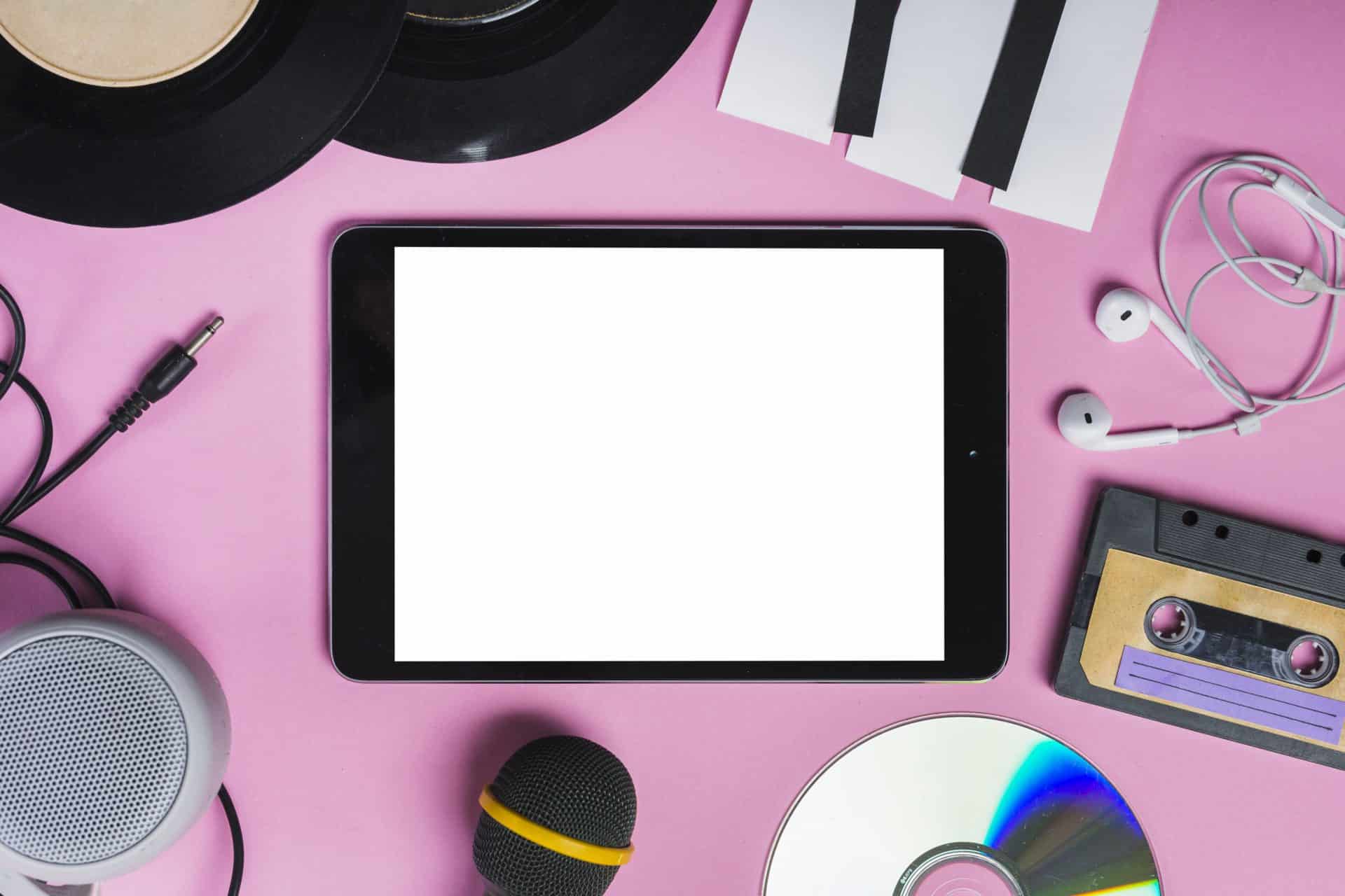 WAS BEDEUTET DIGITALISIERUNG? WAS BEDEUTET DIGITALISIERUNG?